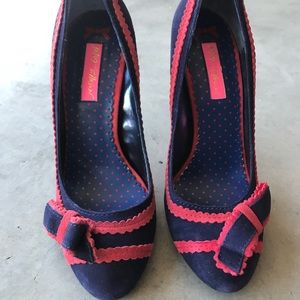 Betsey Johnson Pumps
